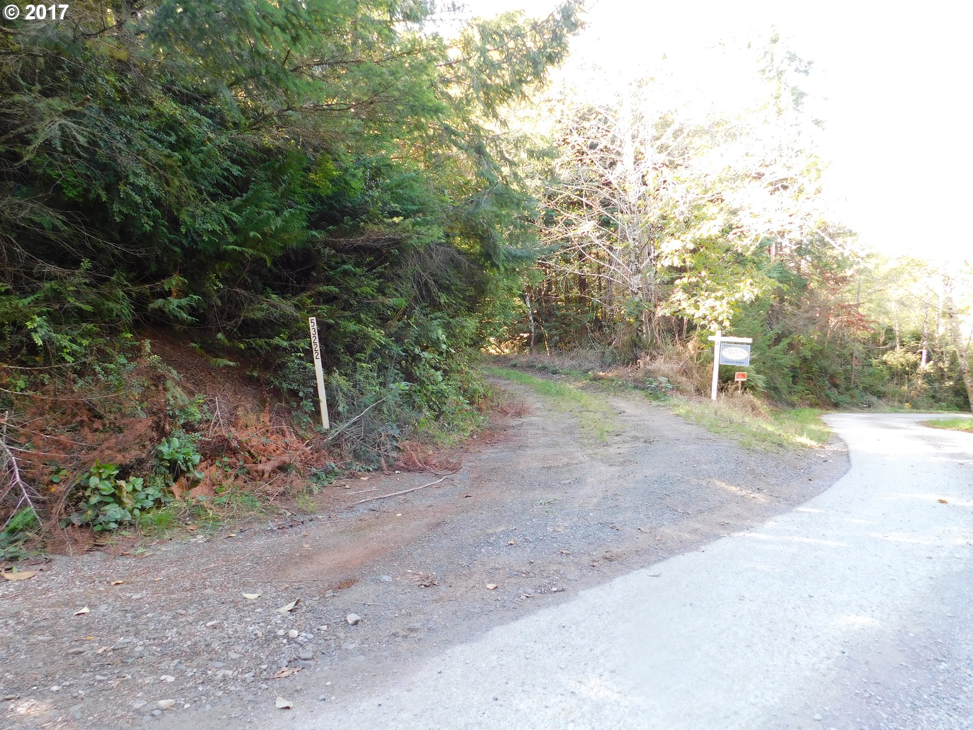 53222 Tatum Lynn Road Bandon, OR 97411 - Photo 11 of 20 Property Entrance