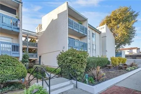 $449,975 | 601 South Prospect Avenue, Unit 103, Redondo Beach, CA 90277