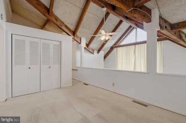 $2,000 | 312 Severn Avenue, Unit W405, Annapolis, MD 21403