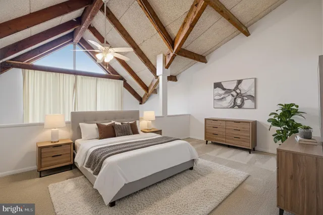 $2,000 | 312 Severn Avenue, Unit W405, Annapolis, MD 21403