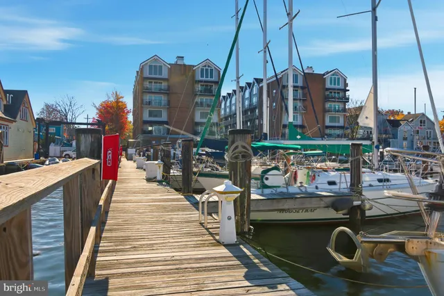 $2,000 | 312 Severn Avenue, Unit W405, Annapolis, MD 21403