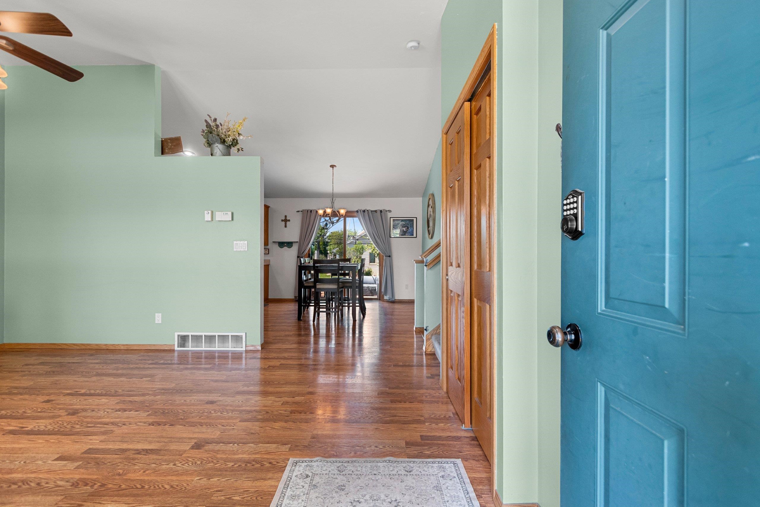 N9443 Handel Drive Appleton, WI 54915 - Photo 10 of 71