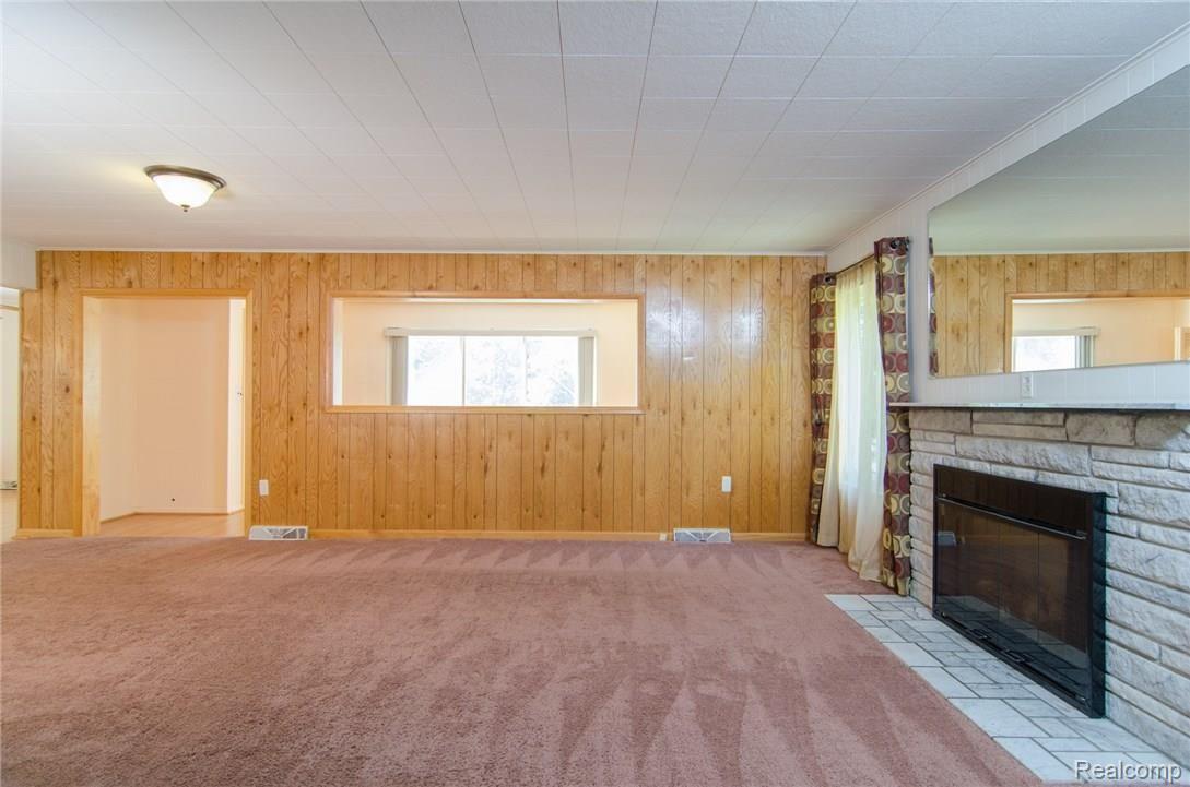7660 Allen Road Clarkston, MI 48348 - Photo 5 of 50 GRU_5325.jpg