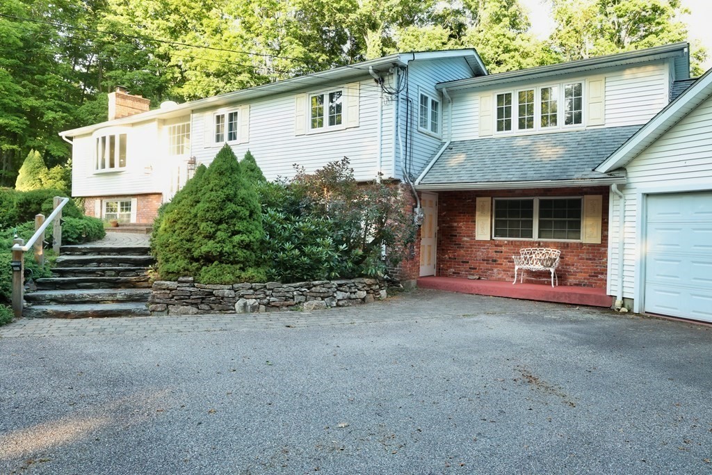 75 Munn Road Monson, MA 01057 - Photo 2 of 28