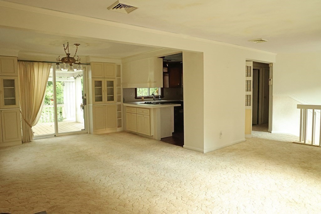 75 Munn Road Monson, MA 01057 - Photo 5 of 28