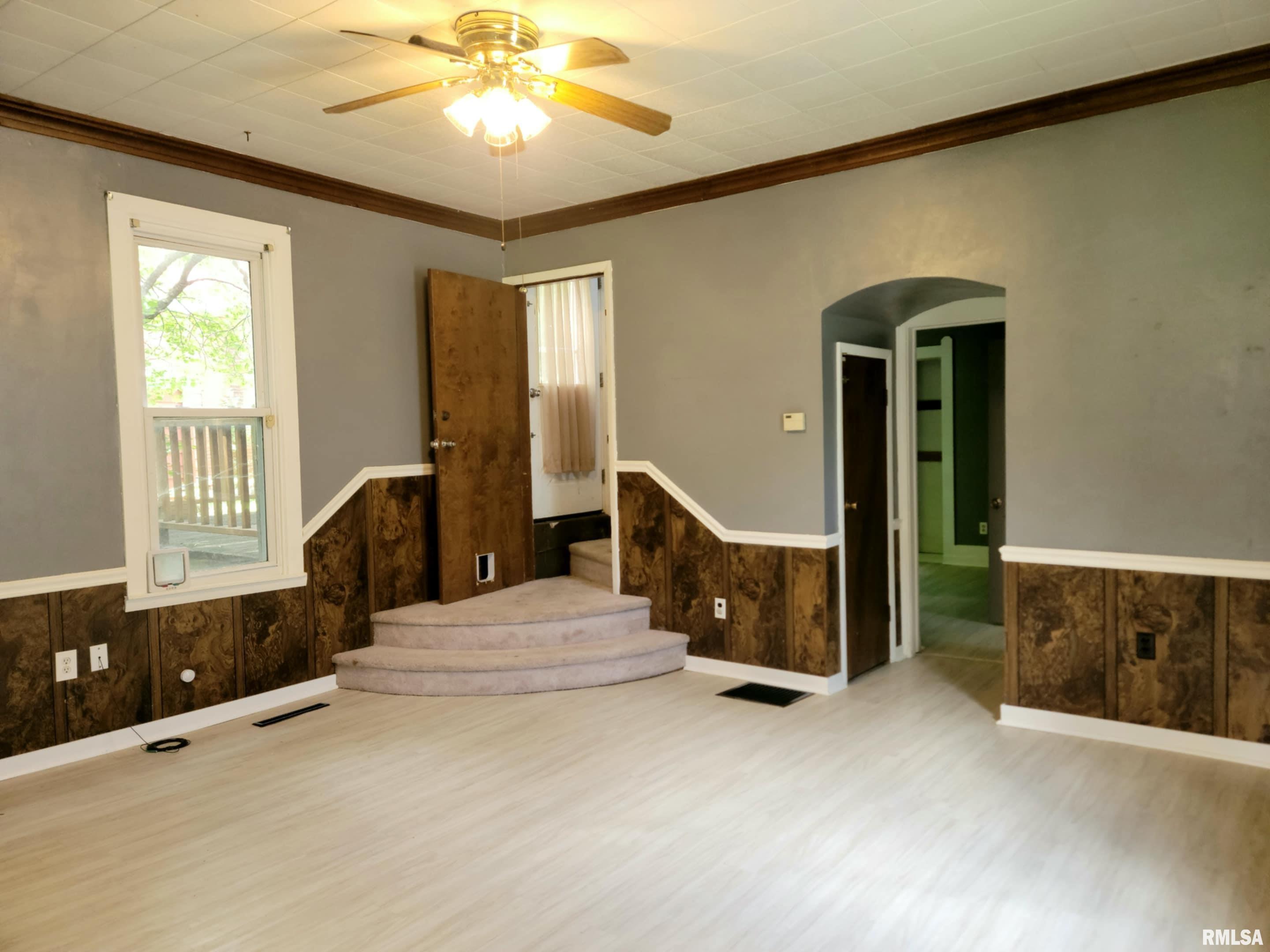 1312 Lind Street Quincy, IL 62301 - Photo 2 of 21