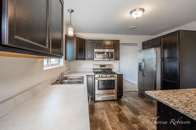 $385,000 | 4240 Butternut Drive, Wayland, MI 49348