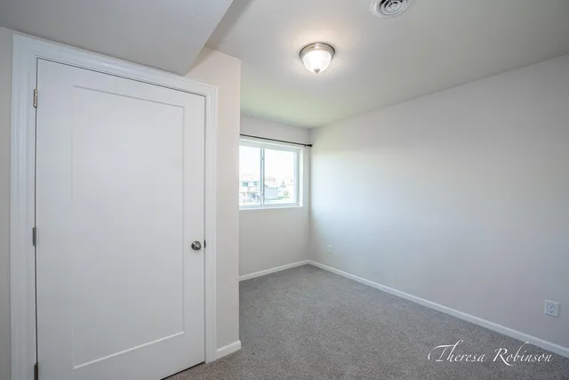 $385,000 | 4240 Butternut Drive, Wayland, MI 49348