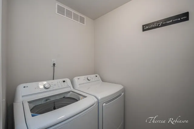 $385,000 | 4240 Butternut Drive, Wayland, MI 49348