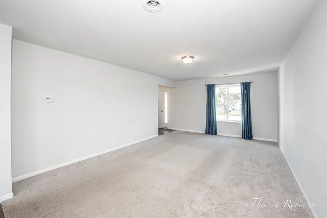 $385,000 | 4240 Butternut Drive, Wayland, MI 49348