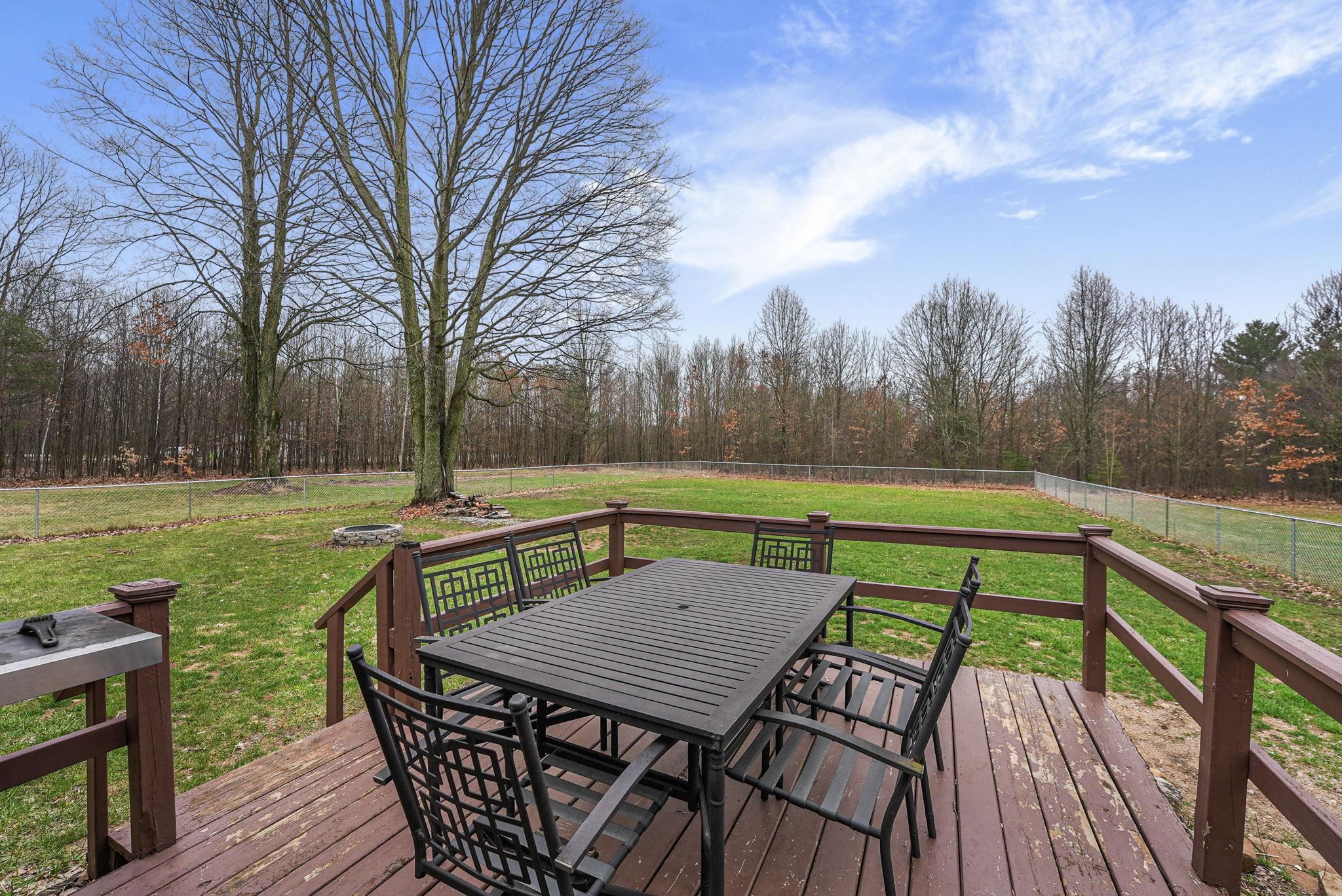 11337 Riley Road Interlochen, MI 49643 - Photo 19 of 29