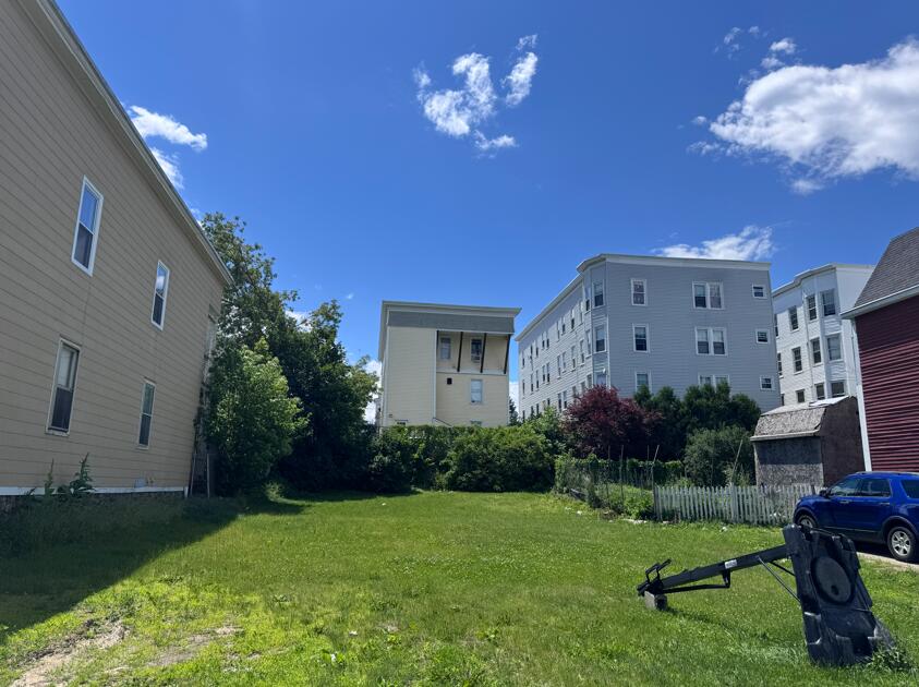 115 Shawmut Street Lewiston, ME 04240 - Photo 3 of 4 Screenshot 2026-06-25 104943