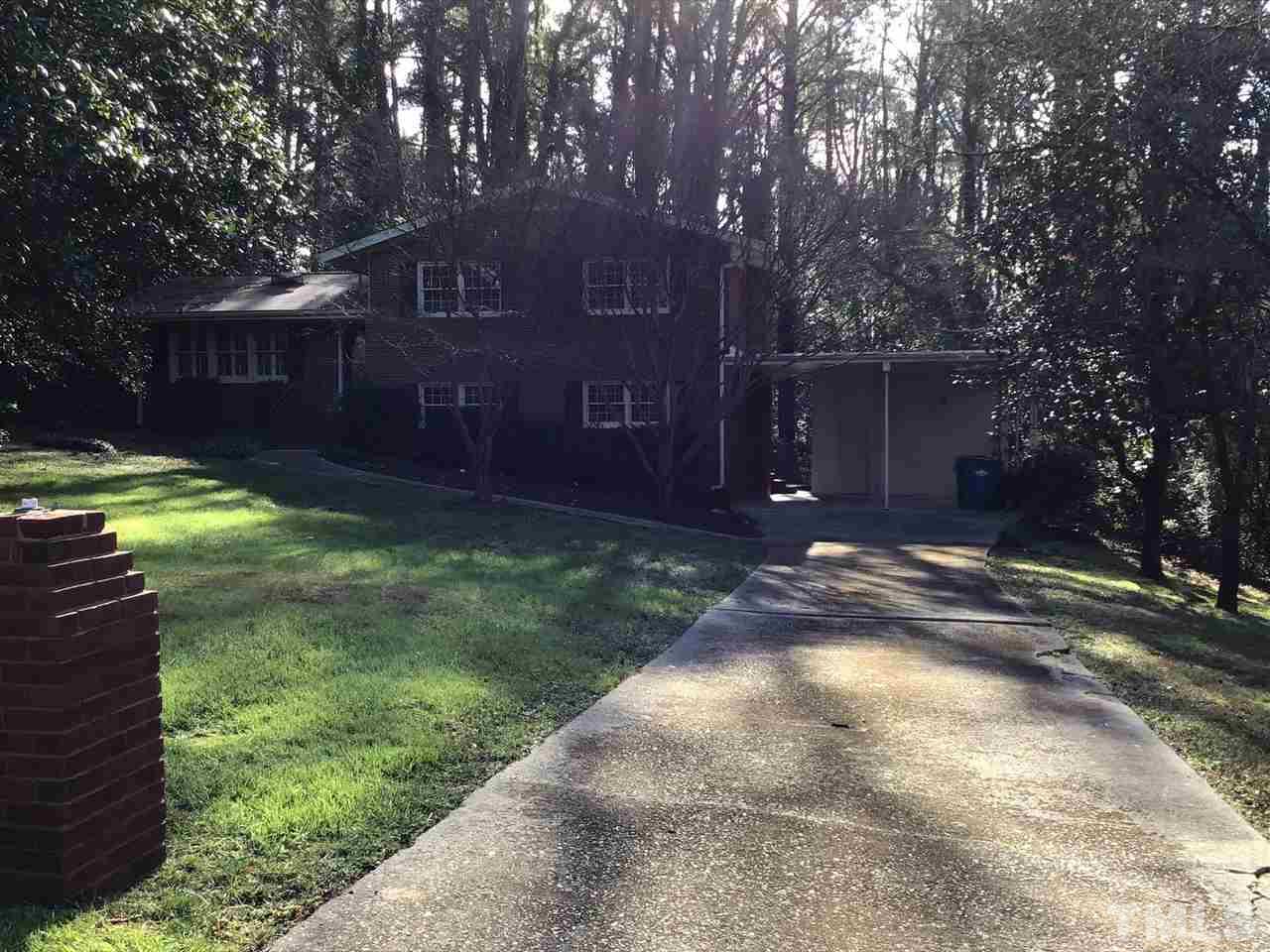 3701 Pembrook Place Raleigh, NC 27612 - Photo 2 of 30 a view of a back yard of the house