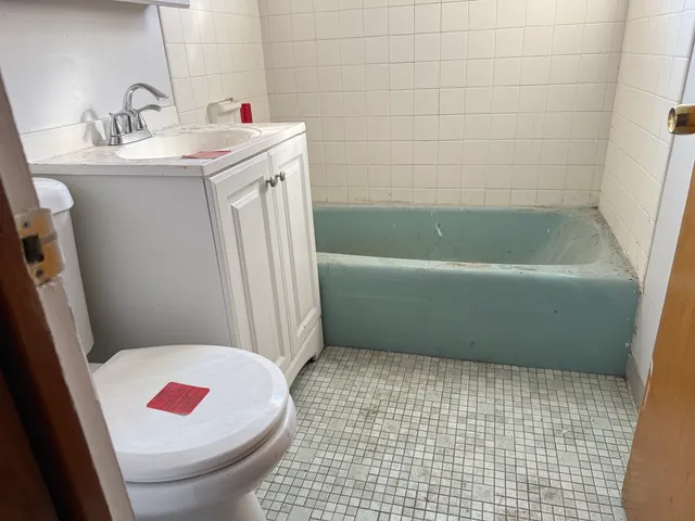 $201,400 | 7826 South Christiana Avenue, Chicago, IL 60652