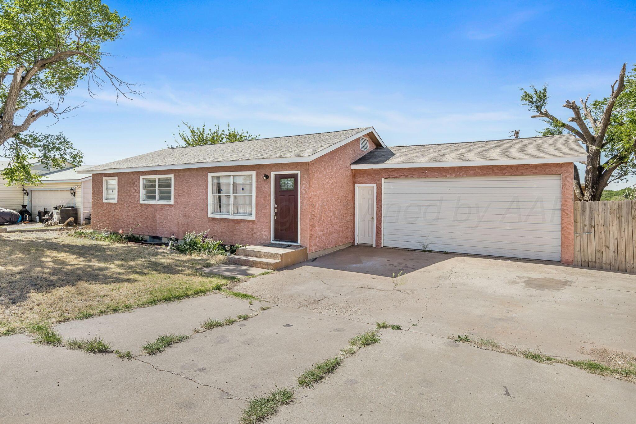 2717 Palm Street Amarillo, TX 79107 - Photo 2 of 22 2717 Palm St 02
