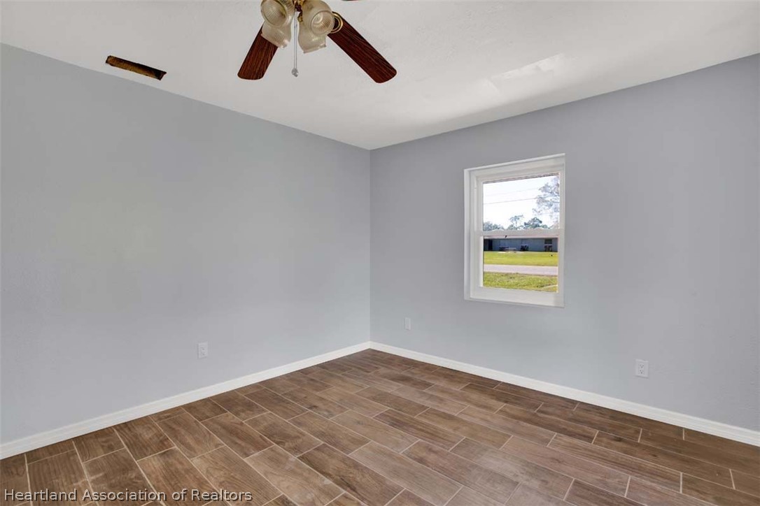 5018 Lakewood Road Sebring, FL 33875 - Photo 17 of 25 Gallery Image 17