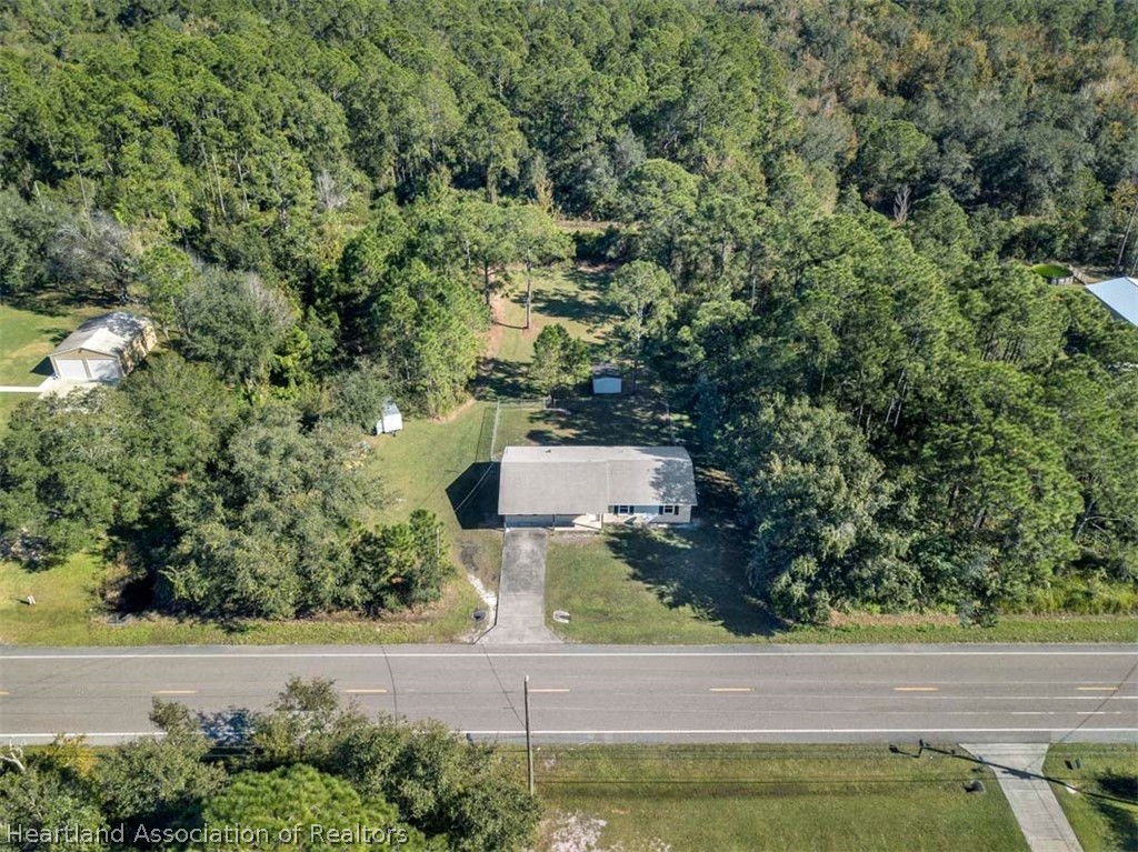 5018 Lakewood Road Sebring, FL 33875 - Photo 5 of 25 Gallery Image 5
