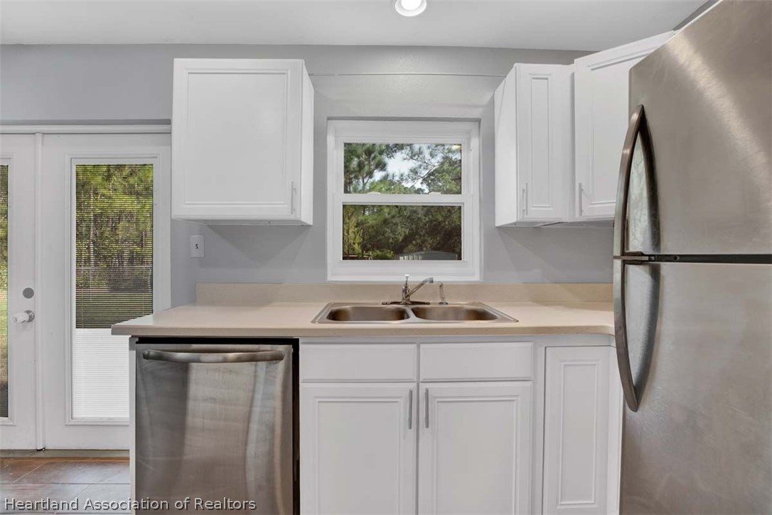 5018 Lakewood Road Sebring, FL 33875 - Photo 8 of 25 Gallery Image 8