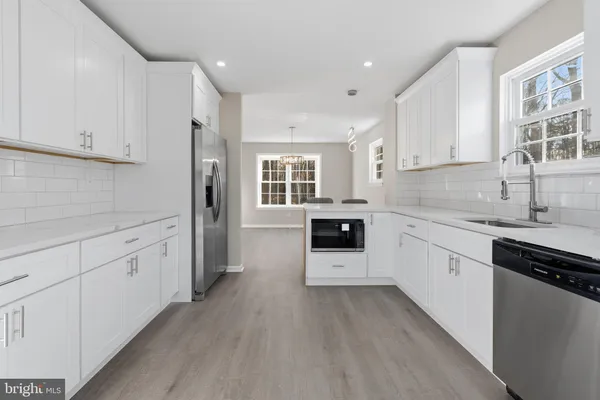 $529,900 | 221 Oak Lane, Tabernacle, NJ 08088