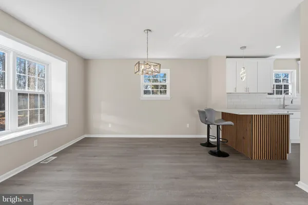 $529,900 | 221 Oak Lane, Tabernacle, NJ 08088