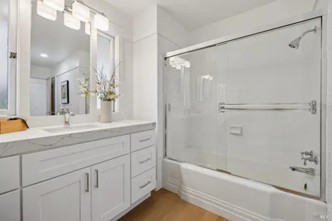$2,250,000 | 22 North Terrace, Tiburon, CA 94920