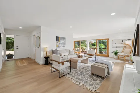 $2,250,000 | 22 North Terrace, Tiburon, CA 94920