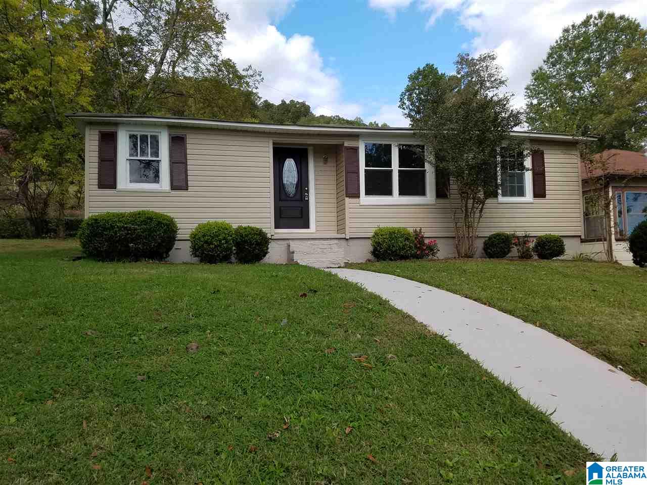 302 6th Avenue East Oneonta, AL 35121 - Photo 1 of 14