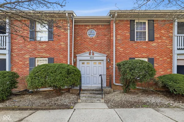 $135,000 | 1602 Queensbridge Square, Unit 7, Indianapolis, IN 46219