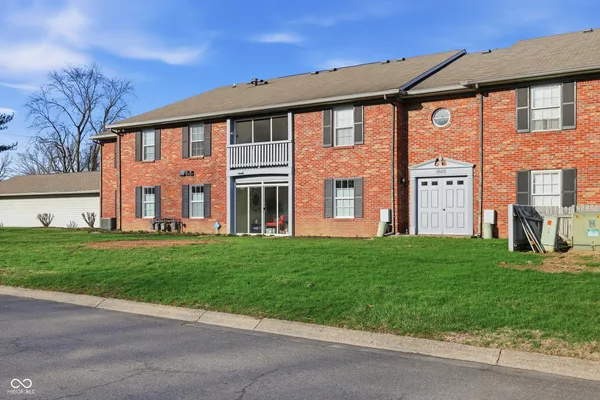 $135,000 | 1602 Queensbridge Square, Unit 7, Indianapolis, IN 46219