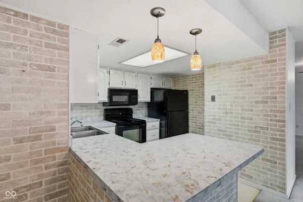 $135,000 | 1602 Queensbridge Square, Unit 7, Indianapolis, IN 46219