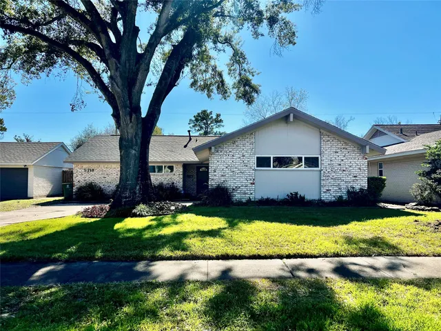 $2,950 | 5719 Viking Drive, Houston, TX 77092