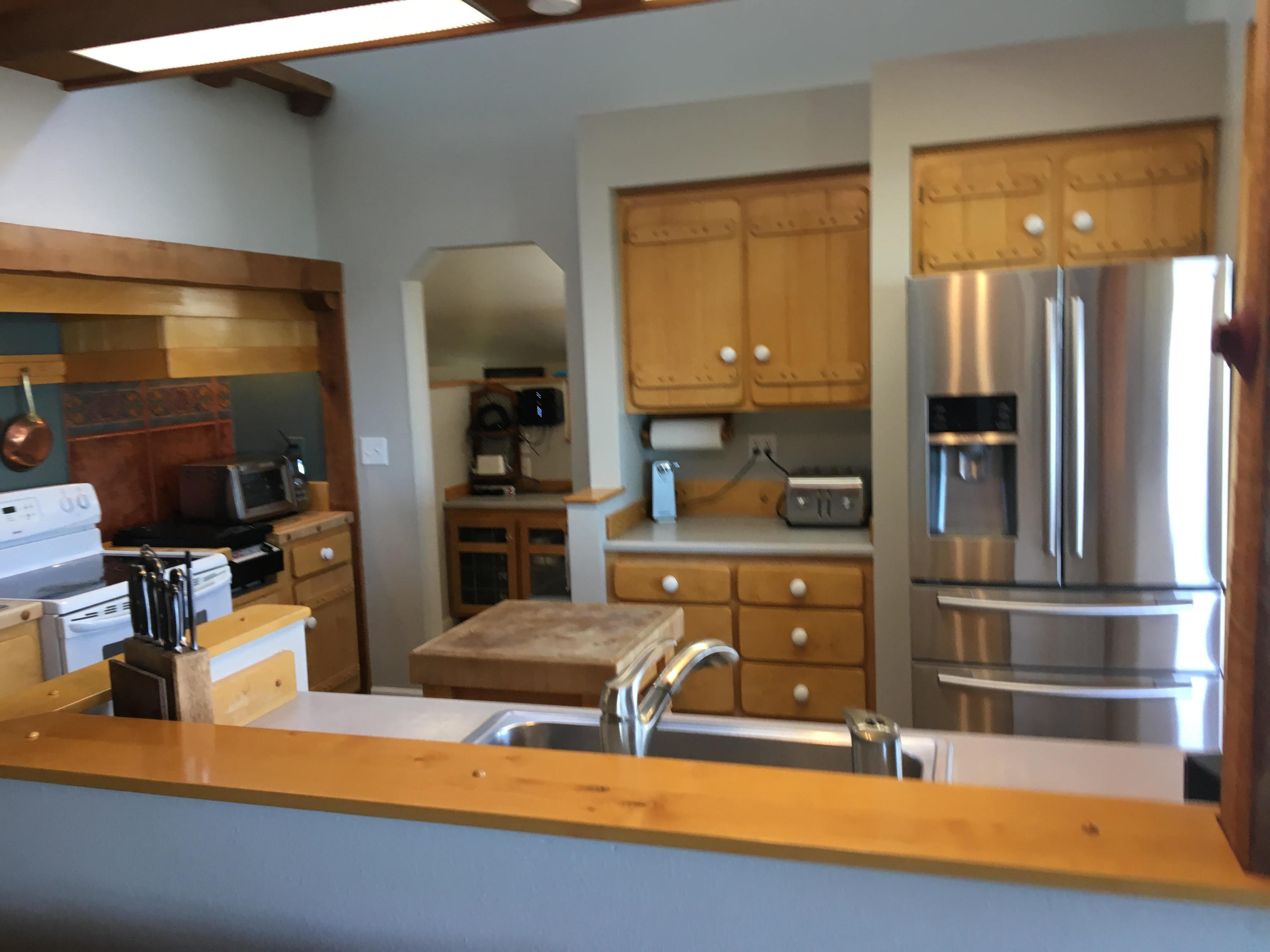 111 Albatross Road Whitethorn, CA 95589 - Photo 17 of 32