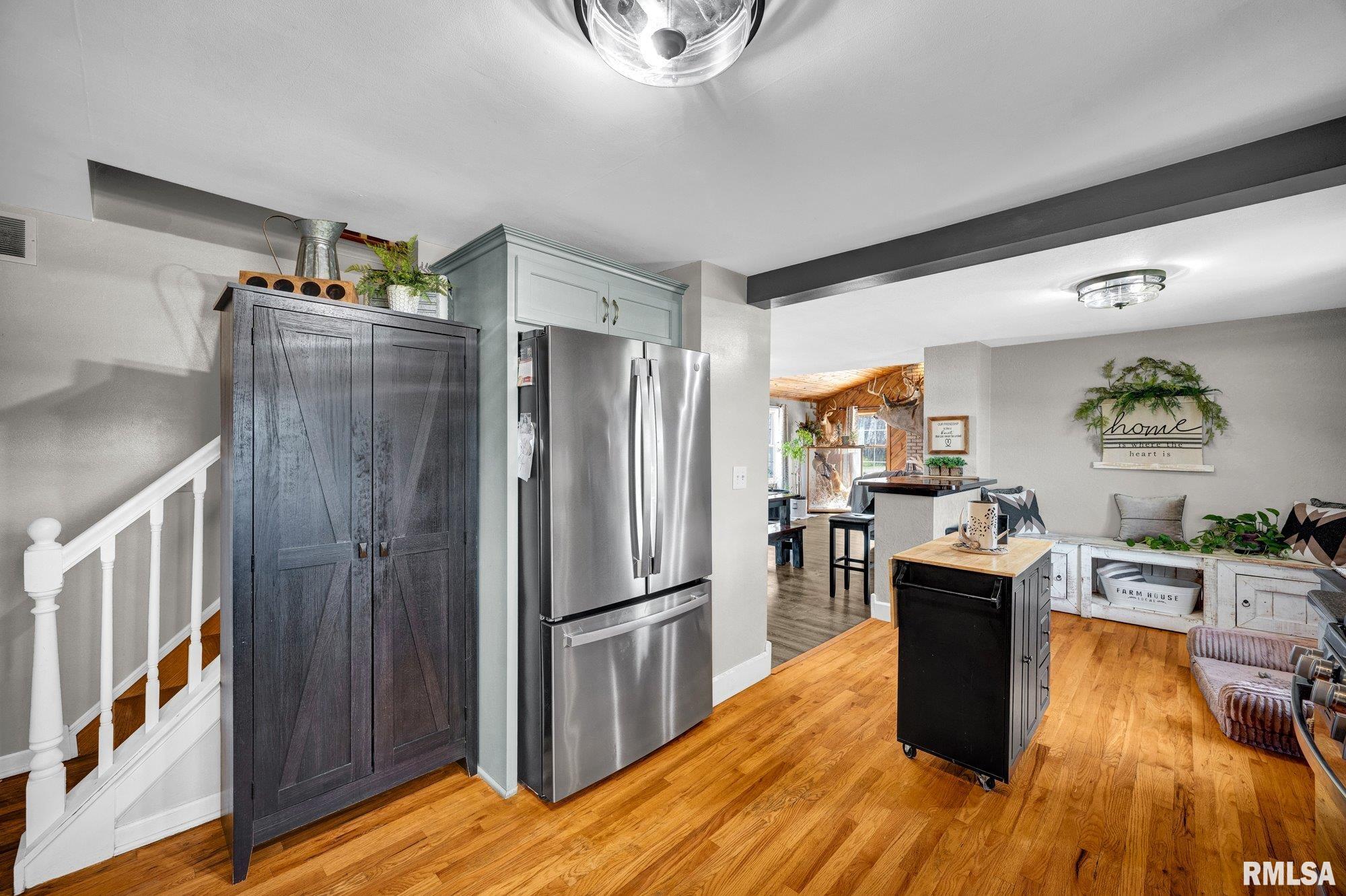 1122 Sun Road Washburn, IL 61570 - Photo 13 of 57