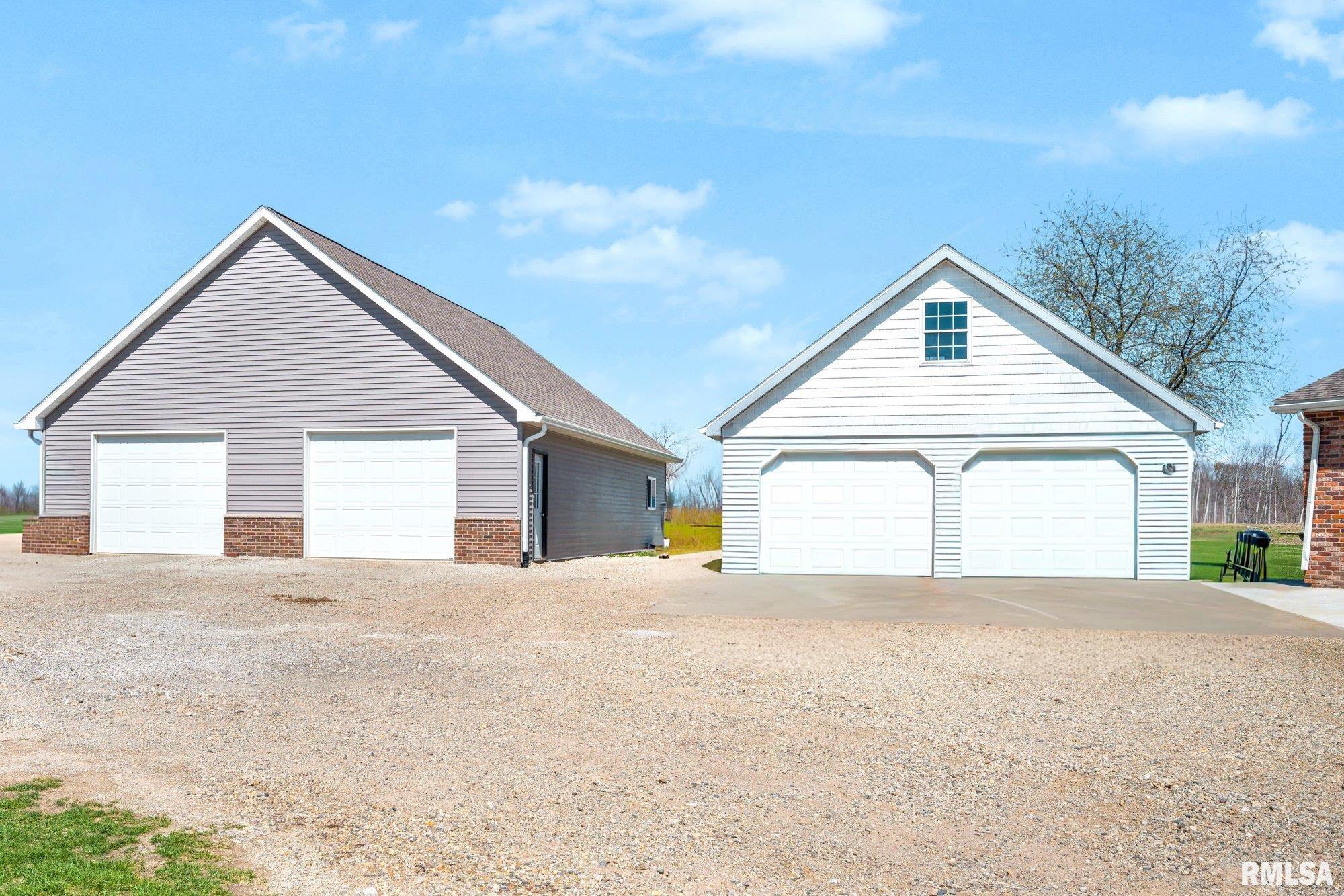 1122 Sun Road Washburn, IL 61570 - Photo 33 of 57