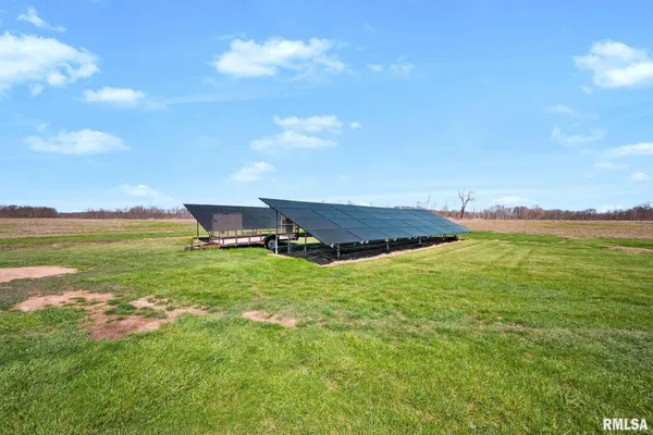 $585,000 | 1122 Sun Road, Washburn, IL 61570