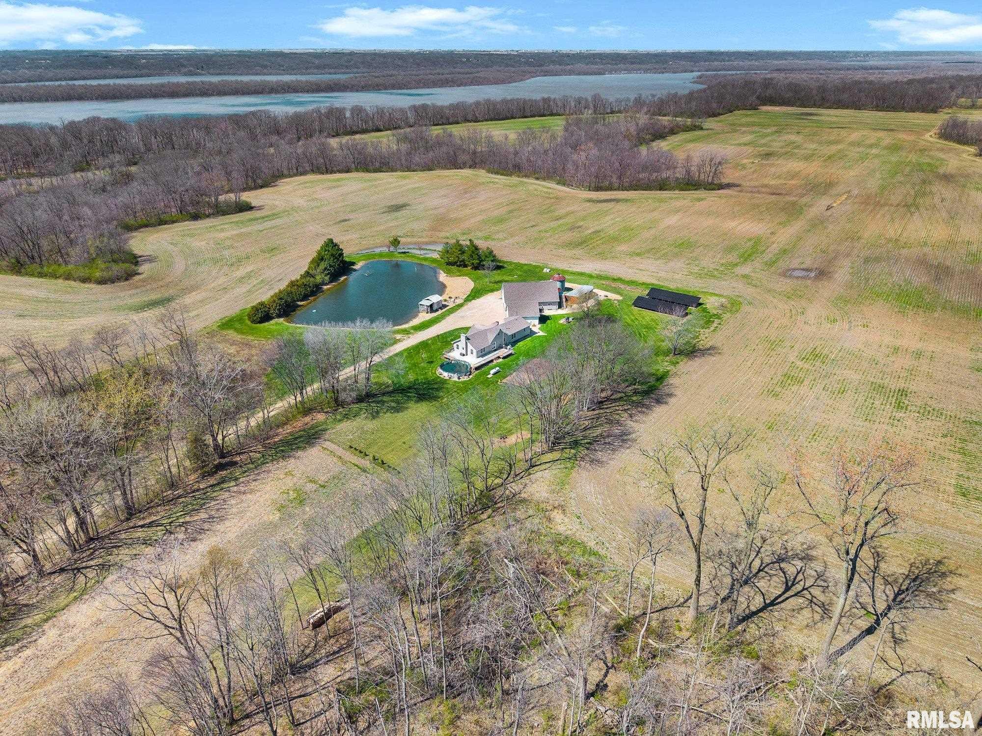 1122 Sun Road Washburn, IL 61570 - Photo 53 of 57