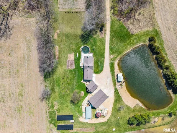$585,000 | 1122 Sun Road, Washburn, IL 61570