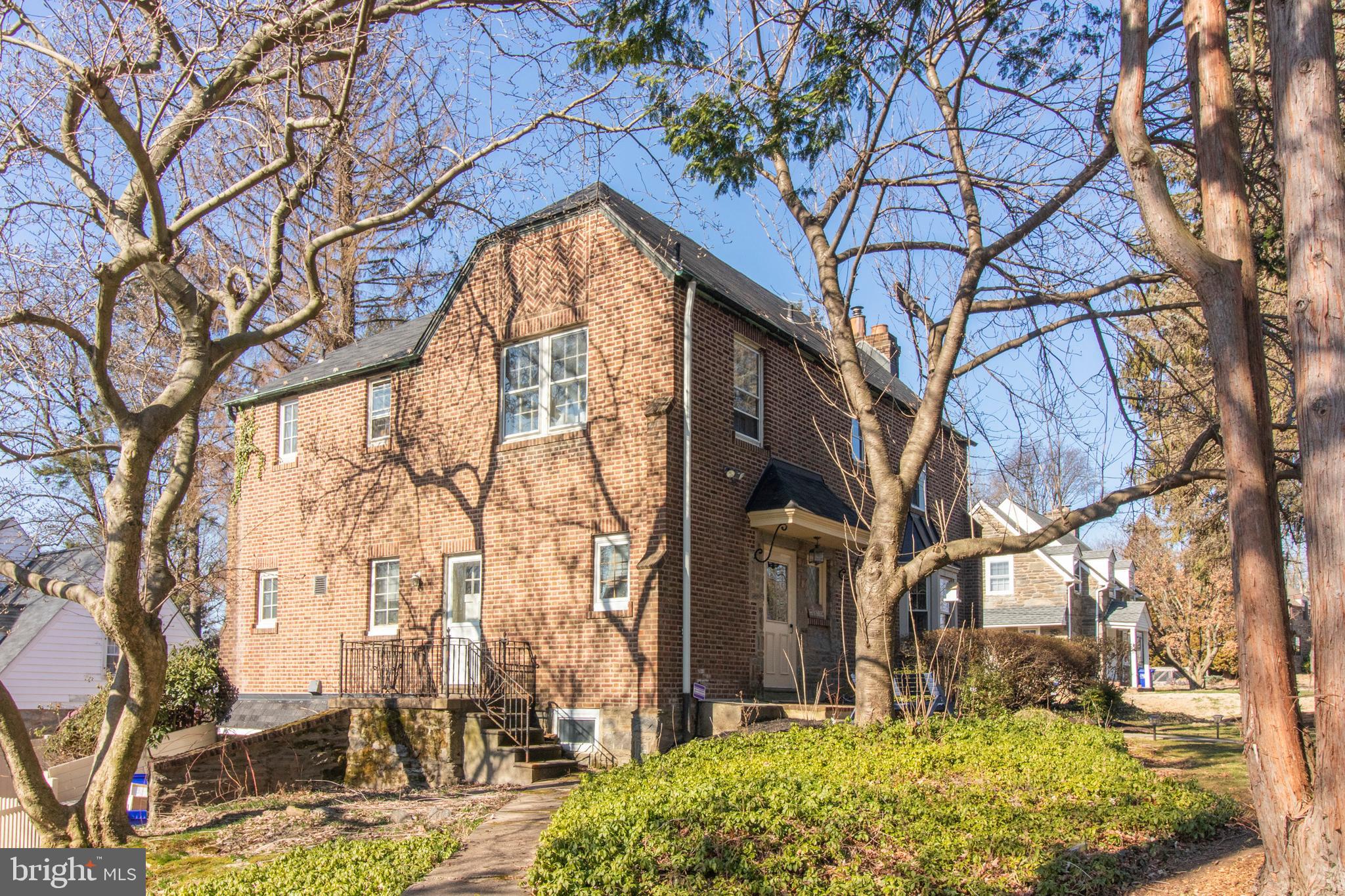 300 Croyden Road Cheltenham, PA 19012 - Photo 45 of 56 Exterior Side