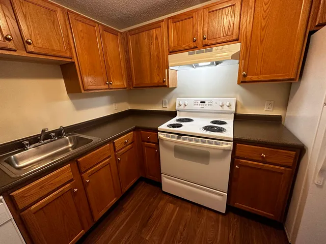 $1,965 | 98 Powers Street, Unit 232, Milford, NH 03055