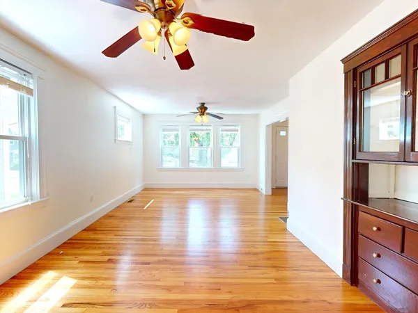 $3,650 | 25 Charlotte Road, Waltham, MA 02453