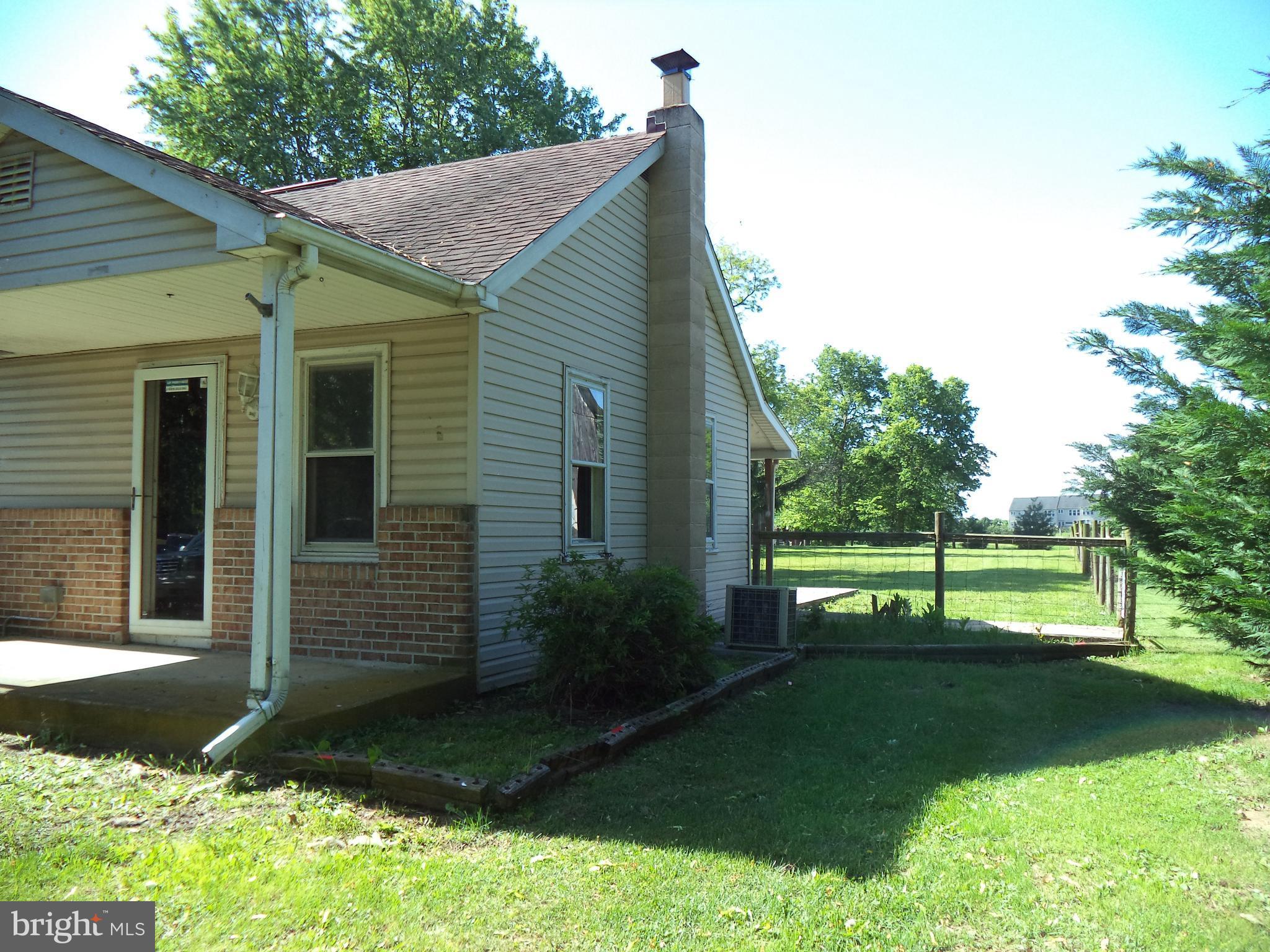17805 Broadfording Road Hagerstown, MD 21740 - Photo 2 of 19 Exterior (Front)