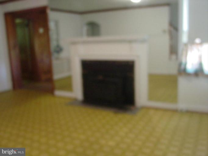 2701 Plyers Mill Road Silver Spring, MD 20902 - Photo 3 of 5 Living Room