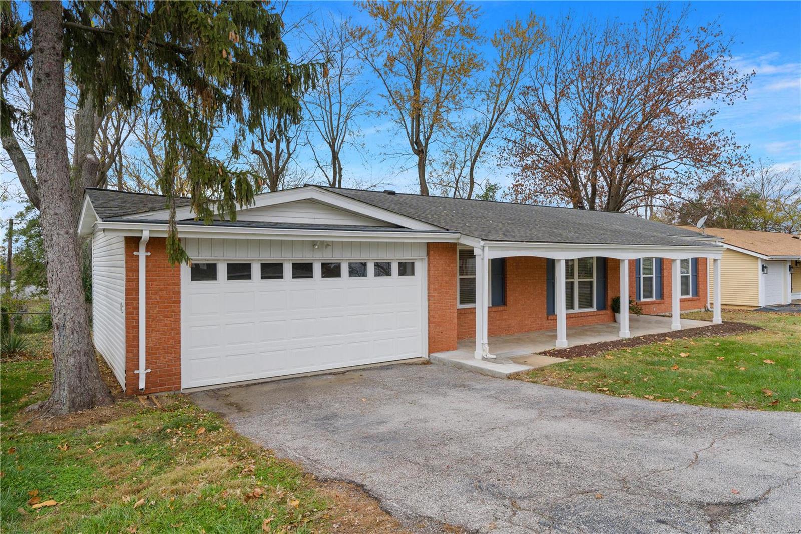 1533 Craig Road St. Louis, MO 63146 - Photo 2 of 44 Gallery Image 2