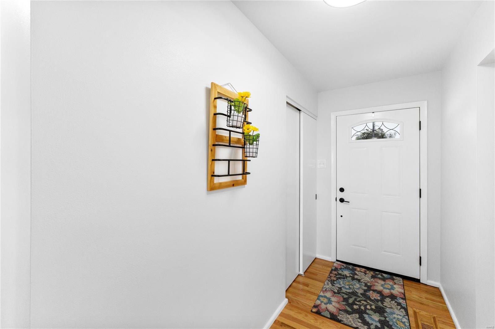 1533 Craig Road St. Louis, MO 63146 - Photo 6 of 44 Gallery Image 6