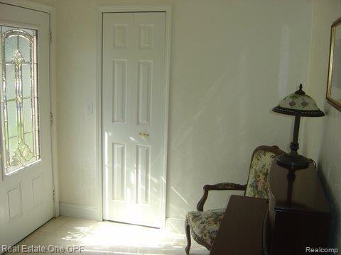 830 Fairford Road Grosse Pointe, MI 48236 - Photo 4 of 17 3DSC03750 ENTRANCE