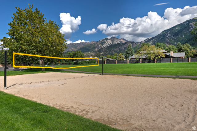 16 Gatehouse Lane Sandy, UT 84092 - Photo 70 of 73 Sand volleyball