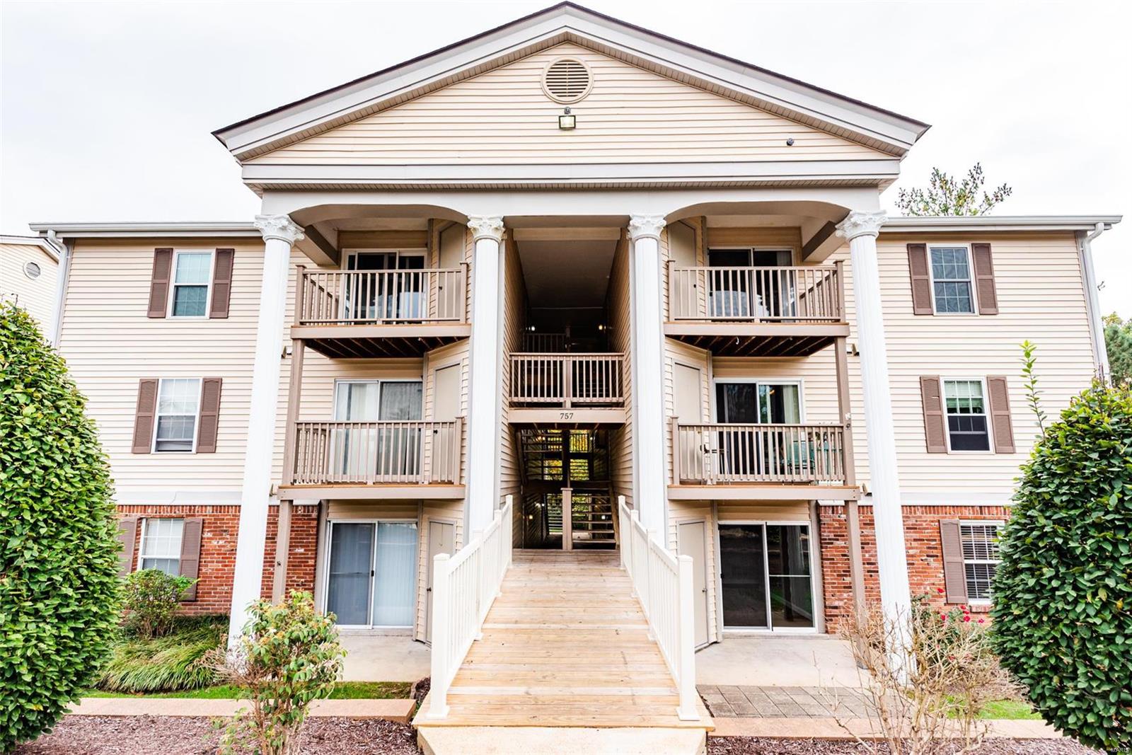 757 Ridgeside Drive, Unit L Ballwin, MO 63021 - Photo 1 of 17