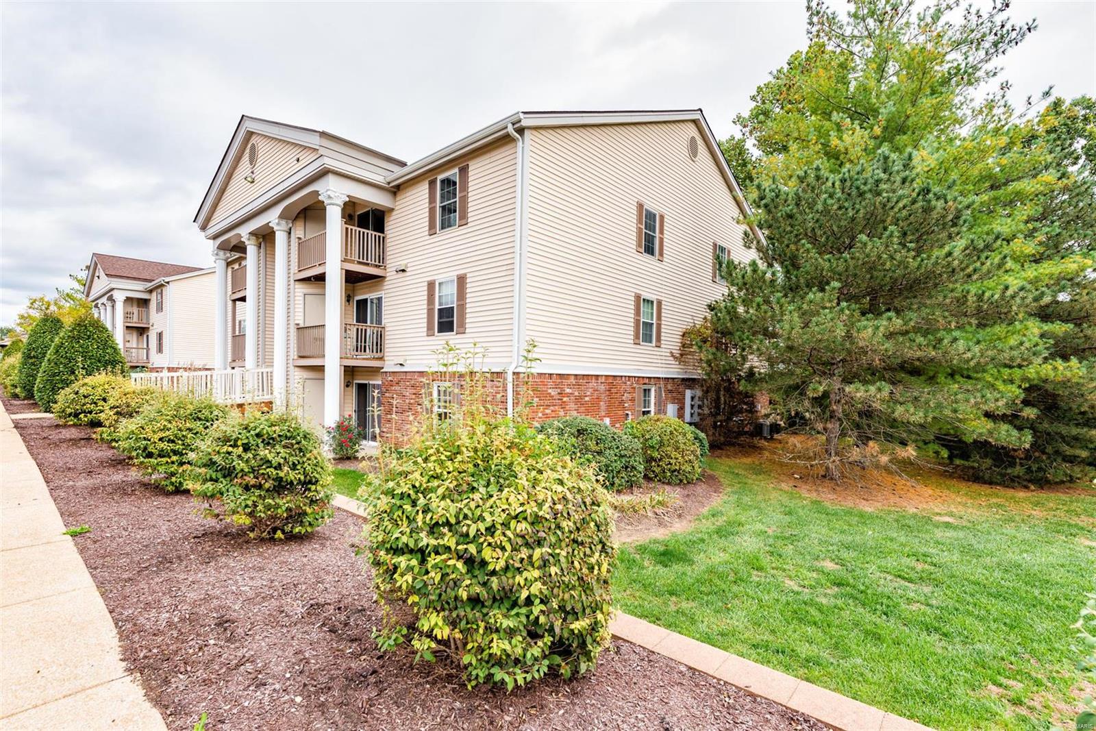 757 Ridgeside Drive, Unit L Ballwin, MO 63021 - Photo 17 of 17