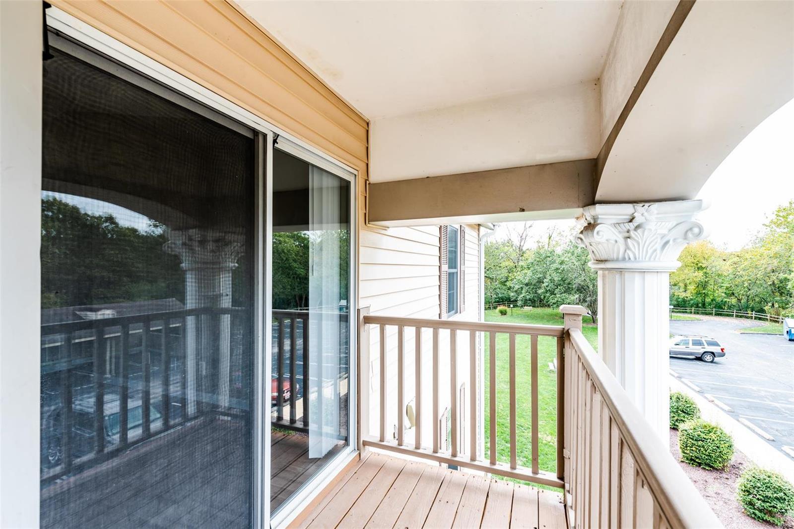 757 Ridgeside Drive, Unit L Ballwin, MO 63021 - Photo 9 of 17