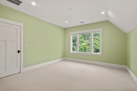 $875,000 | 2 Abbey Road, Unit 2, Sherborn, MA 01770